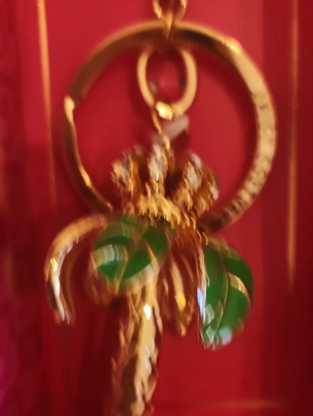 Juicy Couture Palm Tree With Crown Keychain Holder.
